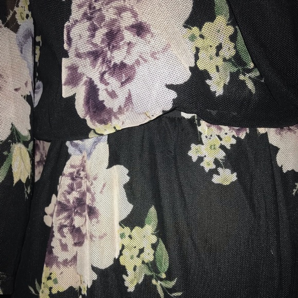 Black Floral Romper - Picture 4 of 4